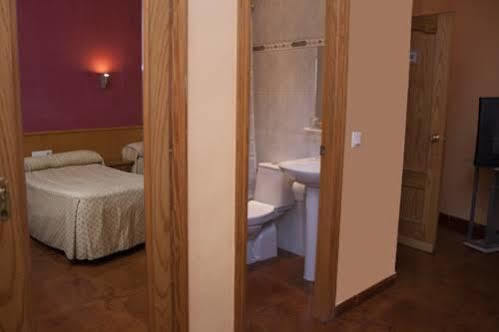 Hostal Le Vintage Ávila Exteriér fotografie