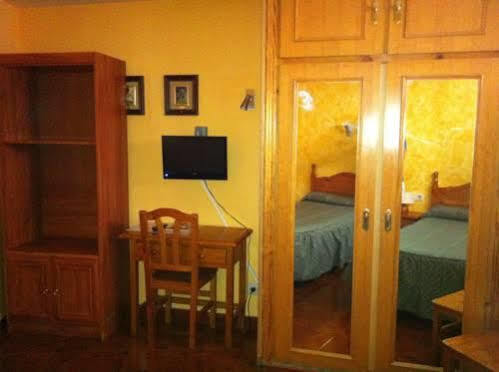 Hostal Le Vintage Ávila Exteriér fotografie